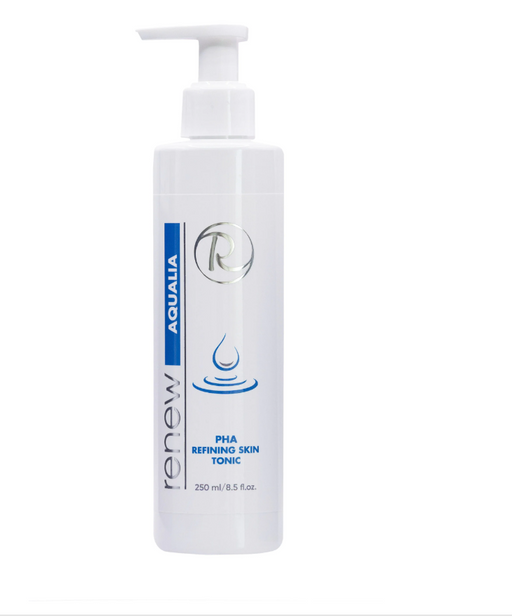 טונר מטהר עם חומצה פולי הידרוקסי "רניו" על רקע לבן