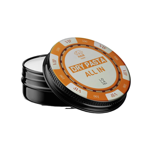 חימר לשיער למראה מט מסדרת "דריי פסטה" על רקע לבן