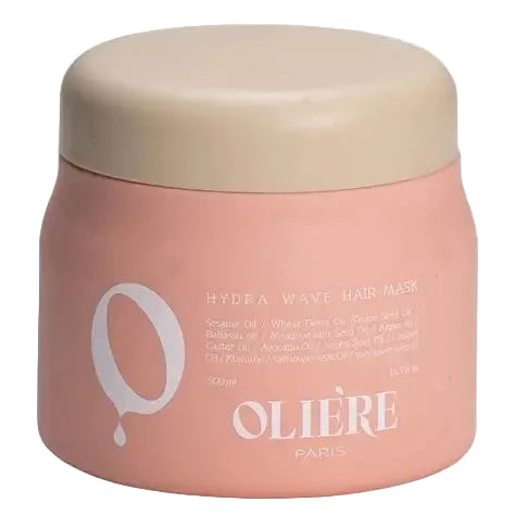 מסיכת לחות ורודה לשיער גלי מתולתל "OLIERE" על רקע לבן