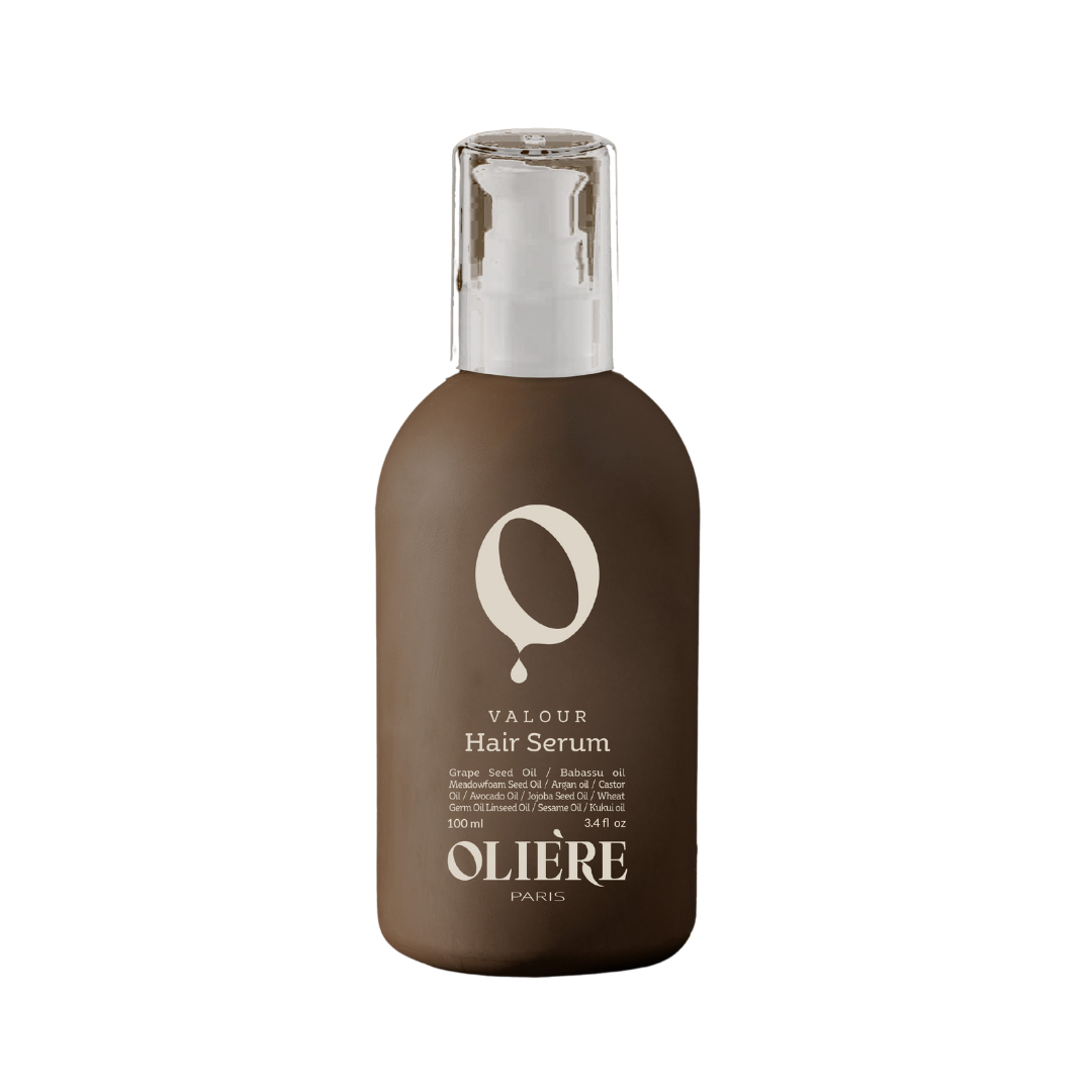בקבוק סרום לאחר החלקה "OLIERE" על רקע לבן